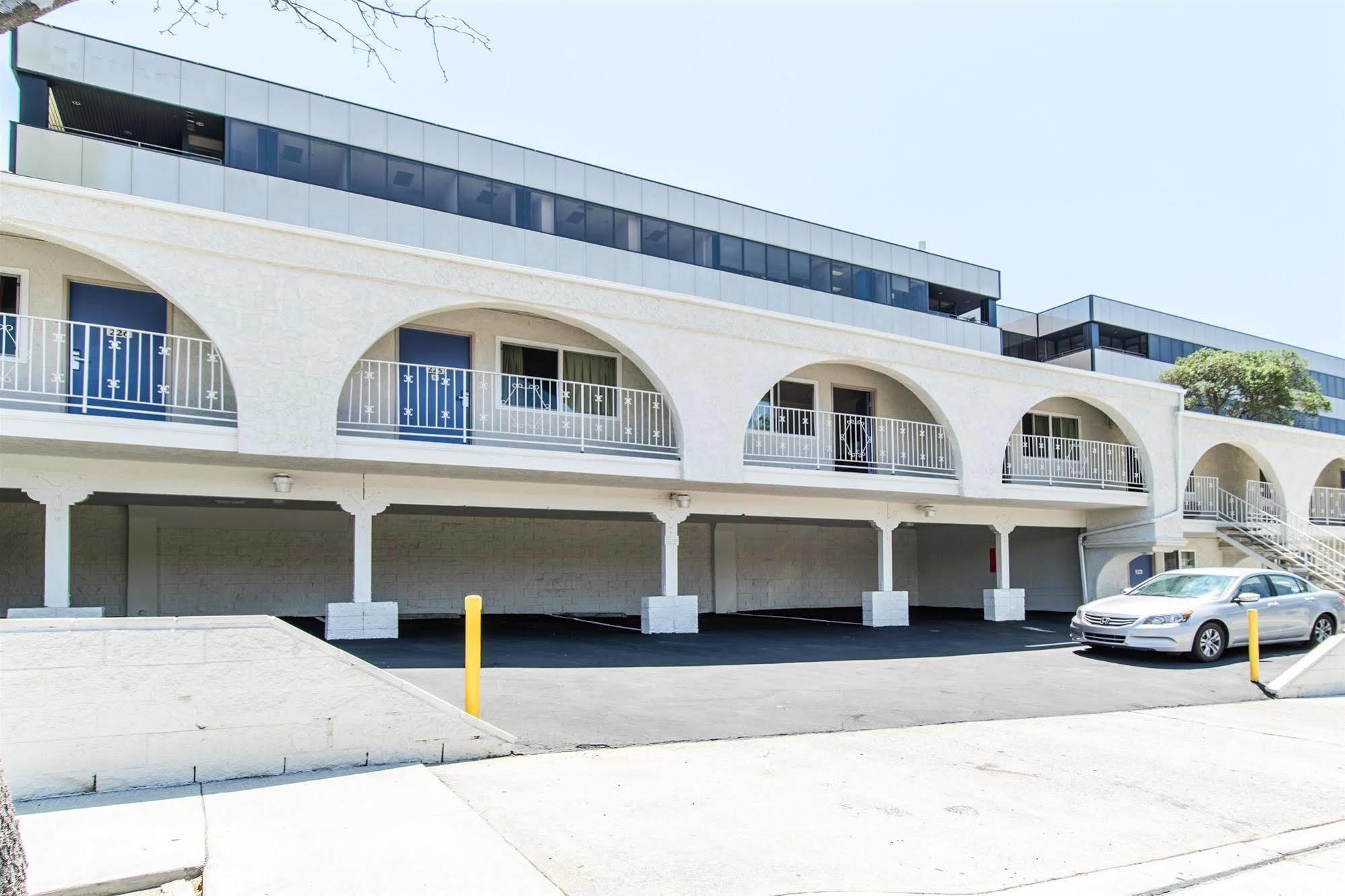 Motel 6-Orange, Ca - Anaheim Ngoại thất bức ảnh